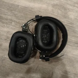 Boss Waza Air Auriculares Inalámbricos + Funda