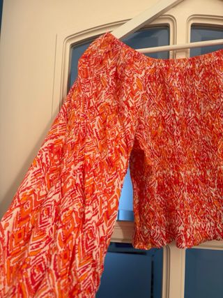 Blusa naranja mangas abullonadas verano