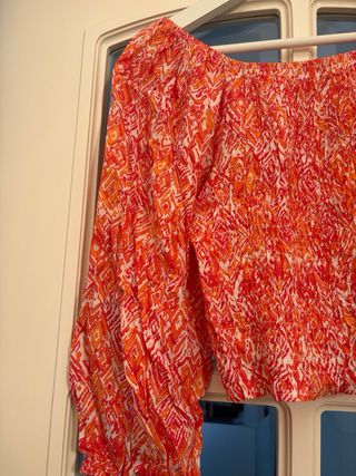 Blusa naranja mangas abullonadas verano