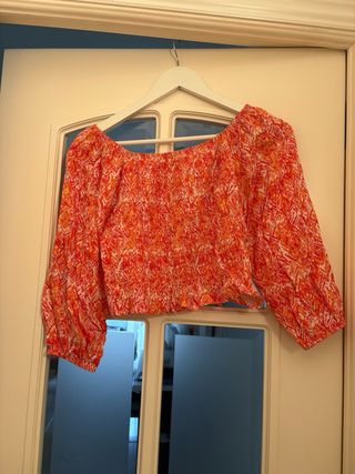 Blusa naranja mangas abullonadas verano