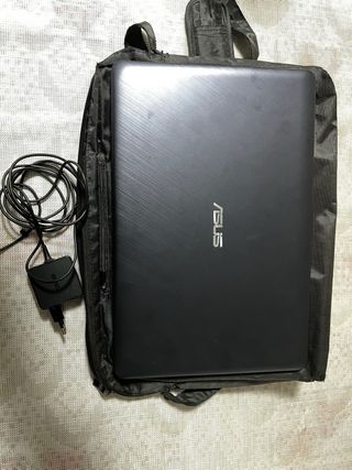 Asus VivoBook A9 AMD A9