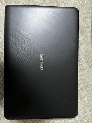 Asus VivoBook A9 AMD A9