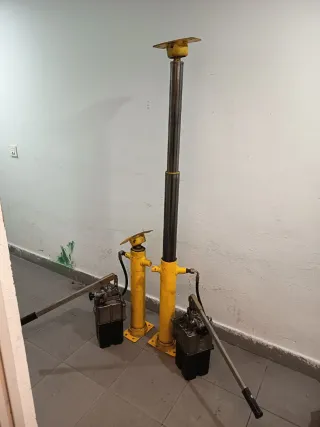 2 Brazos hidráulico con bomba