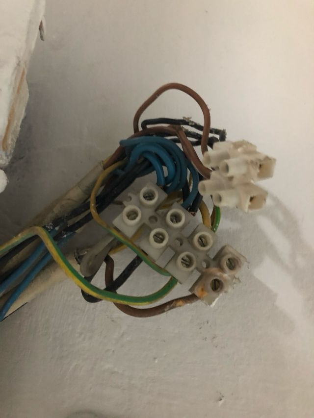 Electricista Lampista a domicilio