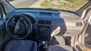 Ford E-Tourneo Courier 2005