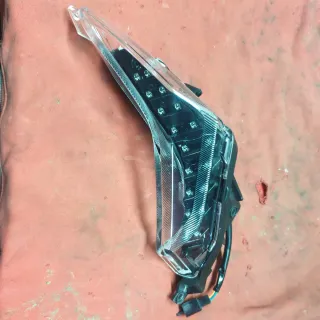 Intermitente izquierdo kymko ak 550