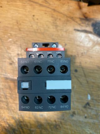 4 Relés Contactores ABB Nuevos
