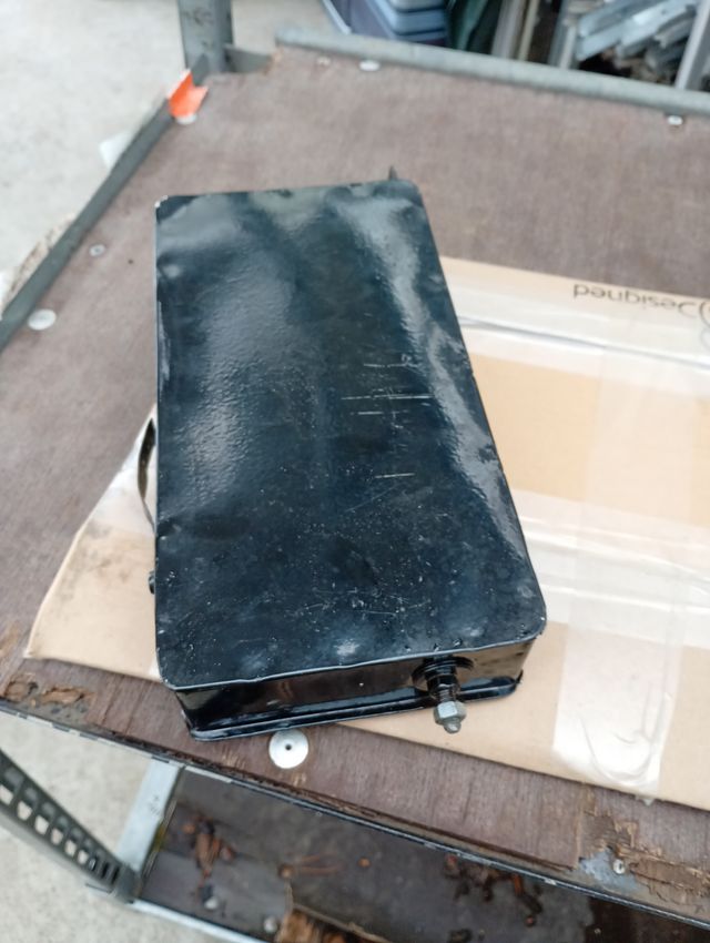 Caja Herramientas Rieju MR80