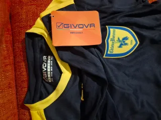 Kit Calcio Chievo Verona Givova taglia 2XS