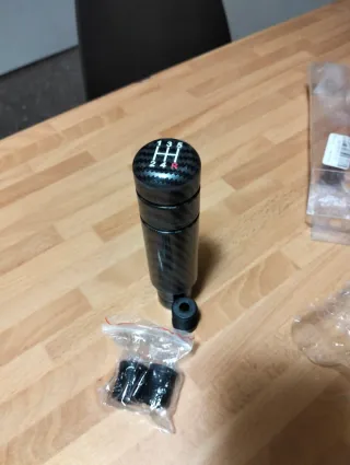 Pomo cambio marchas coche estilo carbono