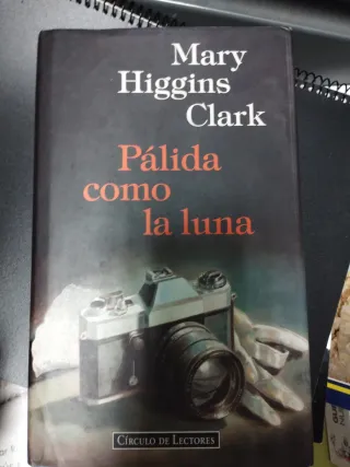 Palida como la luna, Mary Higgins Clark