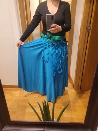 Falda larga azul para danza o disfraz
