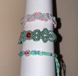 3 Pulseras Tejidas Artesanales
