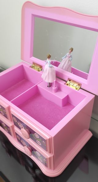 Joyero Musical Barbie Rosa y Morado