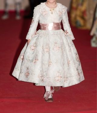 Traje de fallera niña