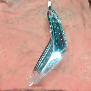 Intermitente Delantero Derecho Kymco AK 550