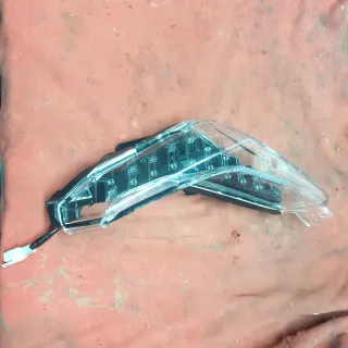 Intermitente Delantero Derecho Kymco AK 550