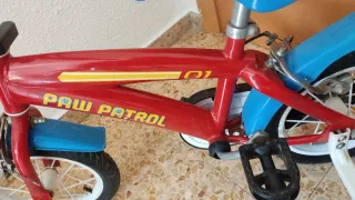 Bicicleta Infantil Paw Patrol Roja y Azul