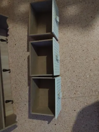 Perchero con 3 cajones nuevo