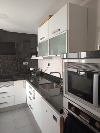 1er Piso en la Llantia con terraza de 70 metros