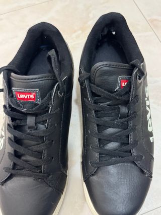 Scarpe Levi’s Nere Tg 42