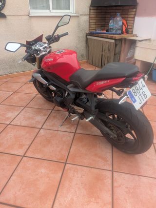 Triumph Street Triple 95 CV ABS