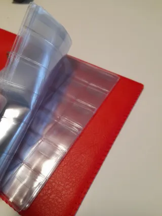 Album per monete rosso rifinitura color oro