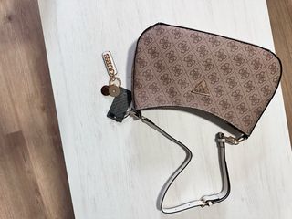 Bolso Guess Beige y Marrón