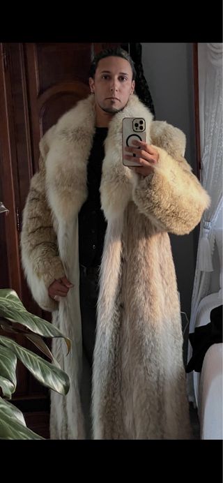 Abrigo largo de piel