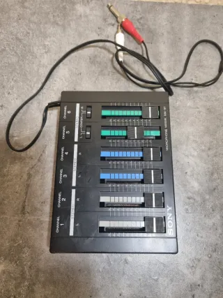 Mezclador Sony MX-9T