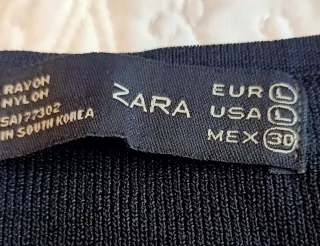 Top Zara sin mangas con pedrería
