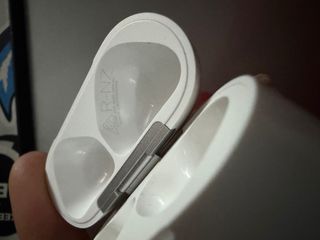 Custodia Airpods Apple Bianca