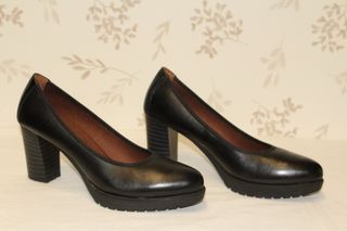 Zapatos de tacón negros