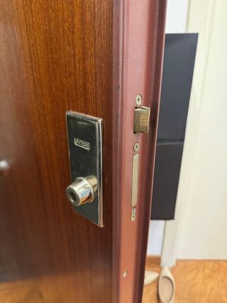 Apertura de puertas 24h