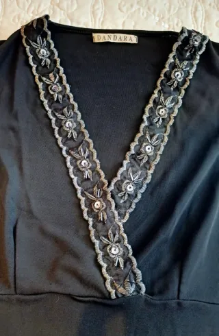 Top DANDARA sin mangas con pedrería