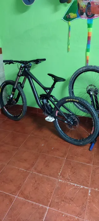 Commencal V3 Talla M Descenso WhatsApp 697169421