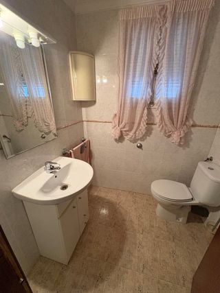 Se vende piso por mercadona