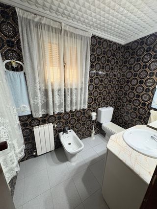 Se vende piso por mercadona