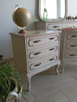 Conjunto 2 Mesitas Noche Vintage