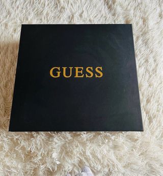 Botines Guess Marrones y Negros