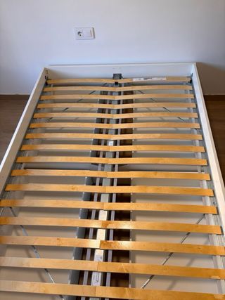 Cama 150 con Colchón Nuevo