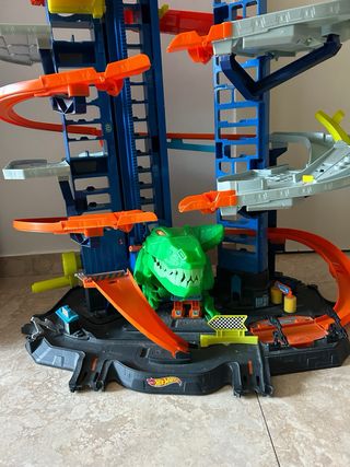 Pista Hot Wheels Ultimate Garage + 34 Coches