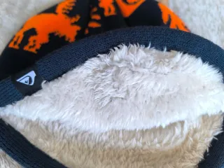 Gorro de niño muy abrigado