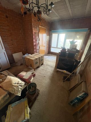 Se vende piso con ascensor