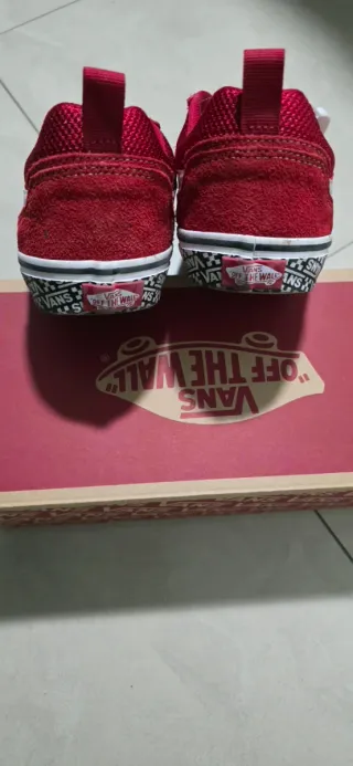 Zapatillas Vans Rojas Suede