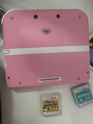 Nintendo 2DS Rosa con Accesorios