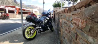 Yamaha MT-09 2018 Gris/Amarillo