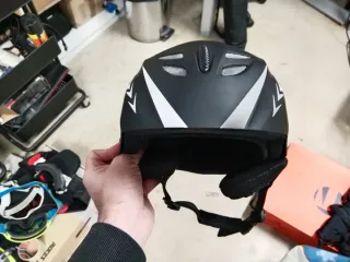 Casco de esquí infantil negro