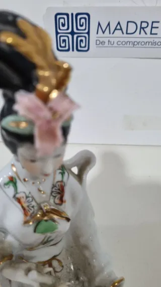 Figura Geisha Porcelana 17cm