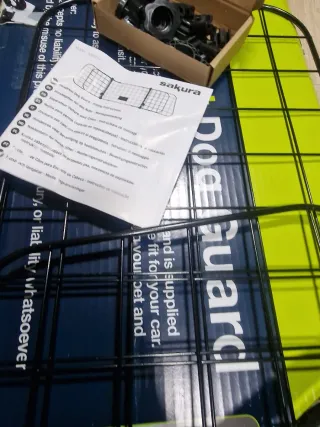 Barrera Protectora Coche Perro Sakura SS5259